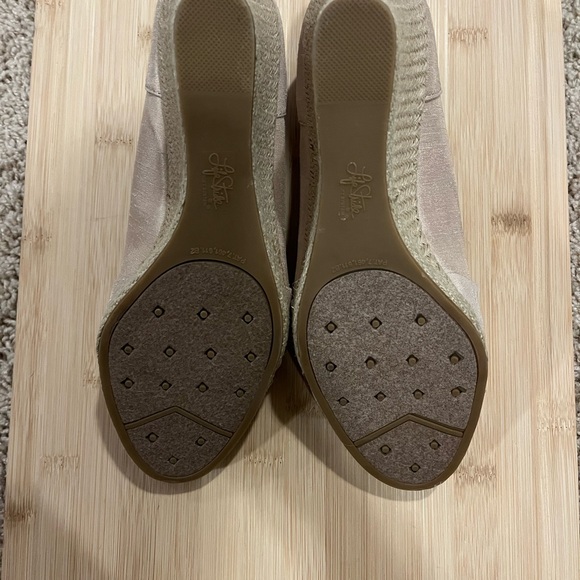 Life Stride beige Wedges - Picture 3 of 5